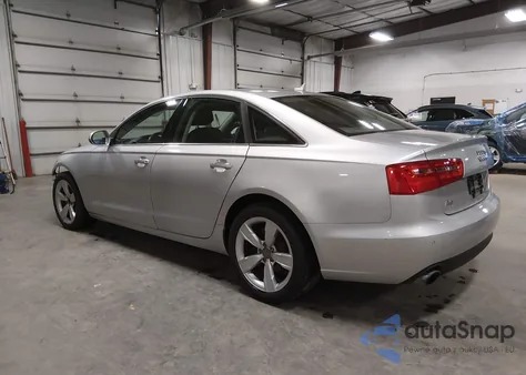 2013 Audi A6 2.0T Premium z USA, uszkodzony, nr VIN WAUGFAFC0DN152905